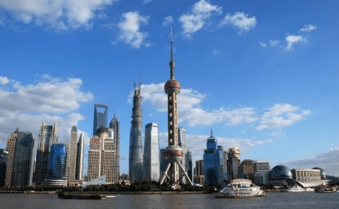 上海，繁华都市的蜕变与新生之旅